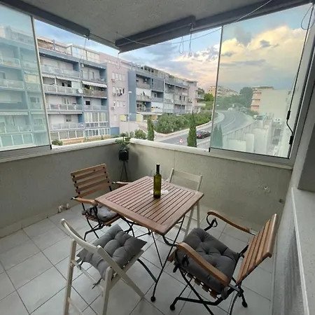 Apartamento Naomi Znjan Split