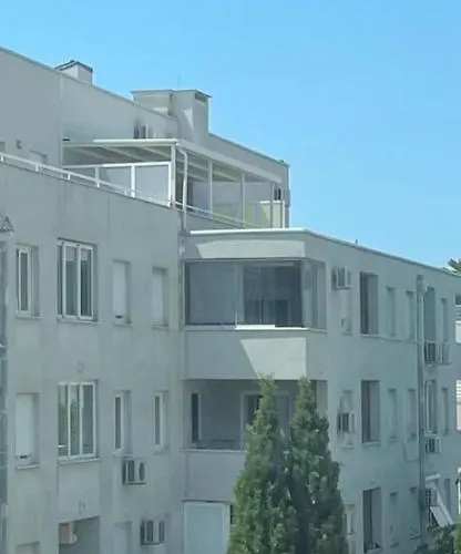 Apartamento Naomi Znjan *