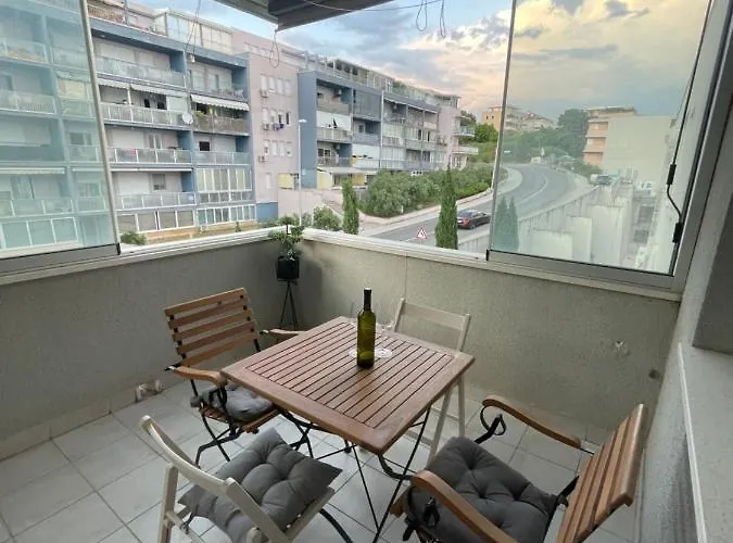 Apartamento Naomi Znjan Split