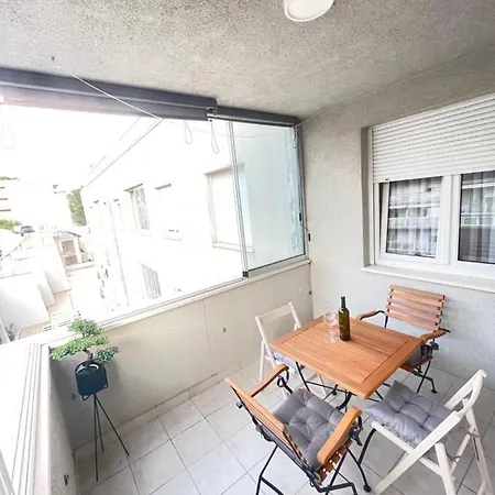 Naomi Znjan Apartment Split